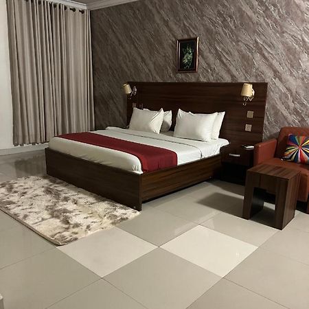 Posh Hotel And Suites Victoria Island Lagos Bagian luar foto