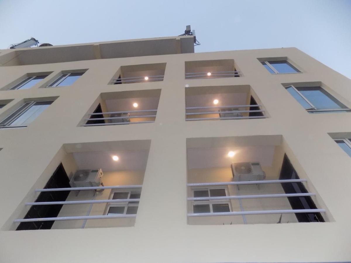 Posh Hotel And Suites Victoria Island Lagos Bagian luar foto